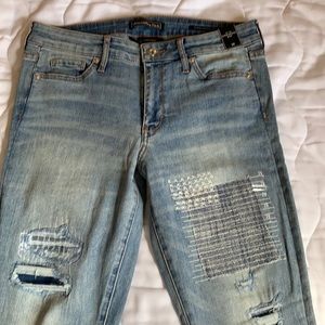 NWT A&F Super Skinny Distressed Jeans